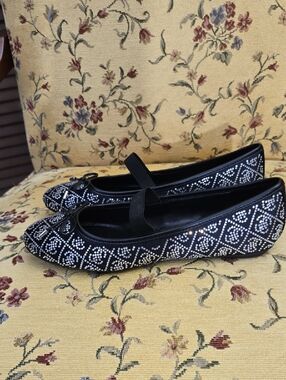 Guess Black Crystal-Embellished Mary Jane Flats